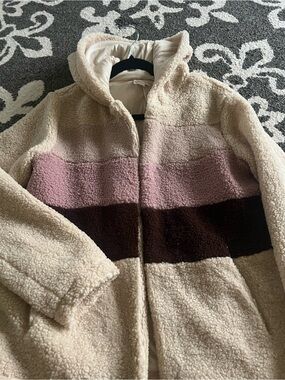Kim & Cami Cream Sherpa-Lined Hoodie Jacket with Blush Accent
